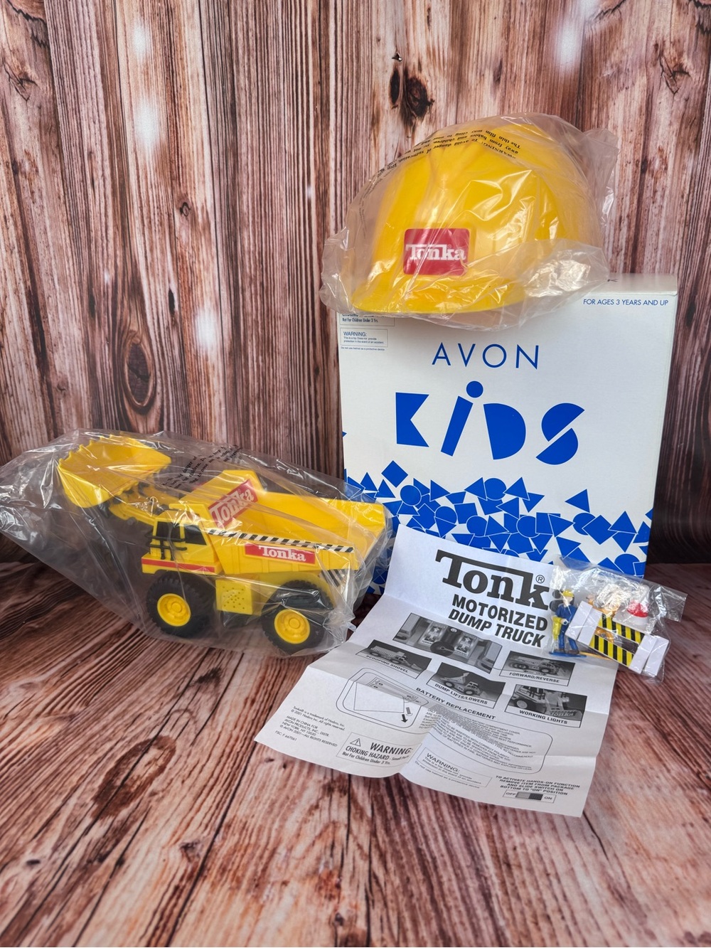 Avon Kids 2001 Tonka Motorized Dump Truck Toy